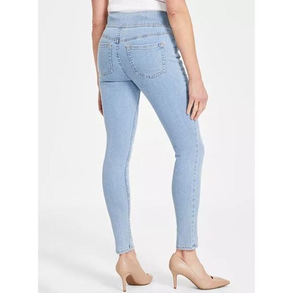 I.N.C. International Concepts Petite Skinny Pull-On Jeans In Lt. Indigo 2P $70 - Picture 2 of 8